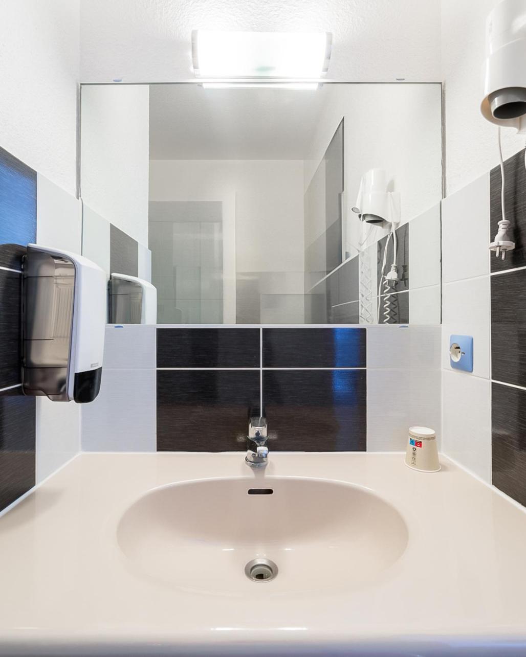 Hotel Lapeyronie Montpellier Luaran gambar
